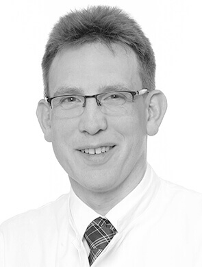 Univ.-Prof. Dr. med. Günter Niegisch
Heinrich-Heine-Universität,
Medizinische Fakultät
Klinik für Urologie
Moorenstr. 5
40225 Düsseldorf
Tel.: +49 211 81 – 08776
Uro-Onkologie@med.uni-duesseldorf.de