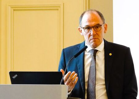 DGU-Generalsekretär Prof. Maximilian Burger: „Nachhaltigkeit ist kein Wohlfühlprogramm, sondern Teil guter Medizin.“ (Foto: Franziska Gätcke, DGU-Pressestelle)