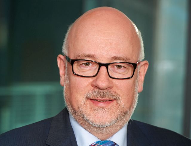 Realitätsentkopplung und Geringschätzung für Ärzte hat der SpiFa-Vorstandsvorsitzende Dr. Dirk Heinrich dem GKV-Spitzenverband vorgeworfen. (Foto: A. Schoelzel)