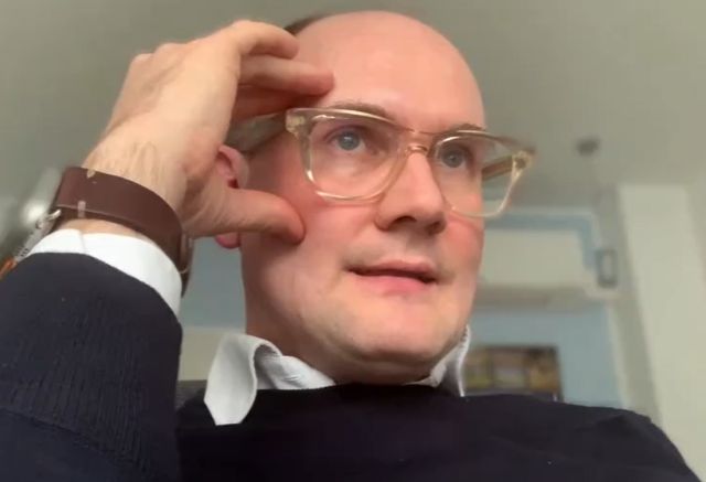 Offen für die neue GOÄ zeigte sich Dr. Janosch Dahmen, MdB von Bündnis 90/Die GRÜNEN sowie gesundheitspolitischer Sprecher im Ausschuss für Gesundheit. (Quelle: Hausärzteverband HÄV)